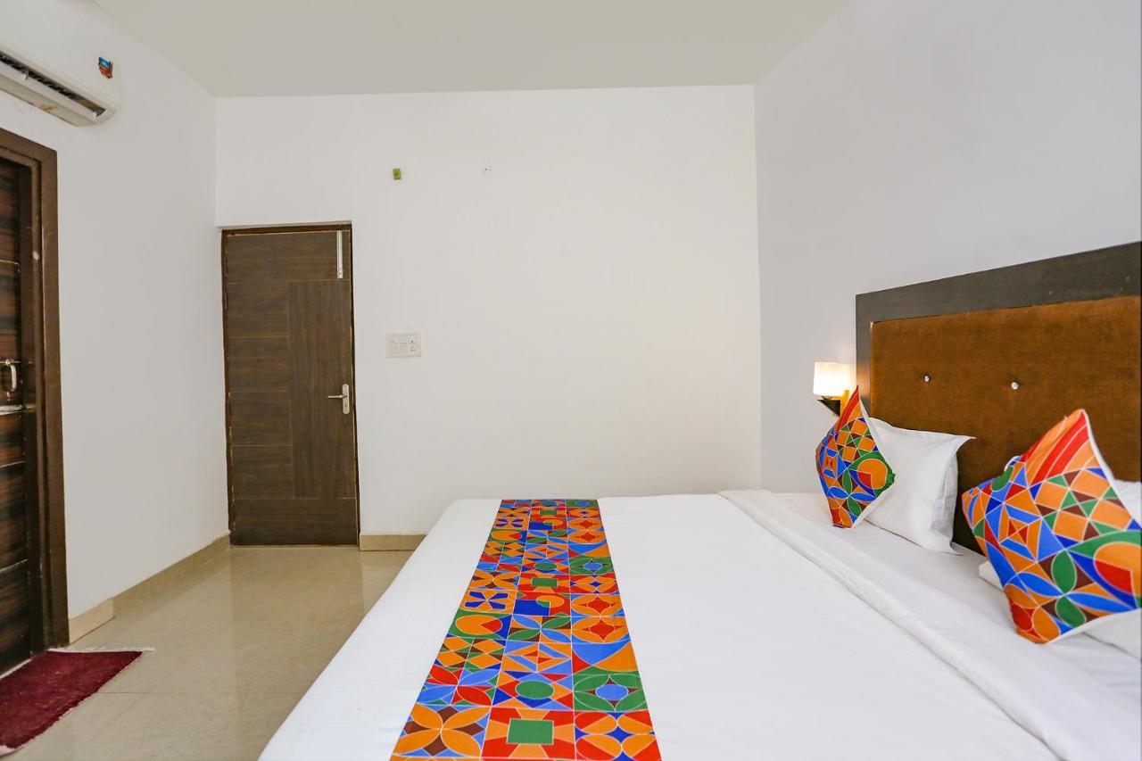 Fabhotel The Prasiddh Agra  Extérieur photo